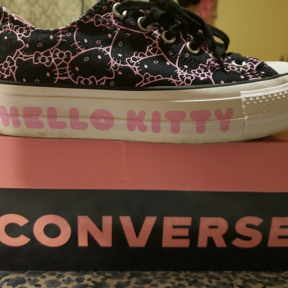 hello kitty converse platform